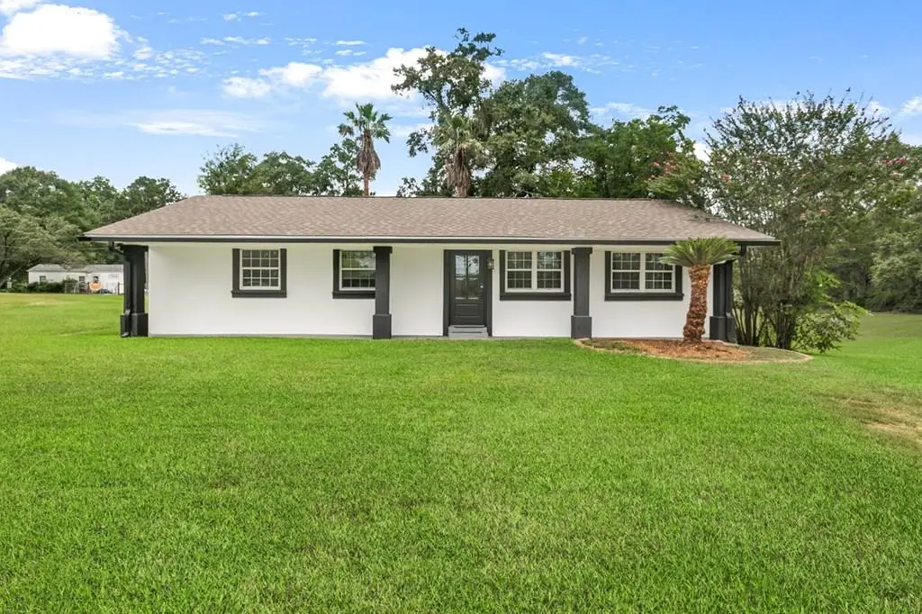 939 Old Wiggins Highway, Poplarville, MS 39470 - Image #1