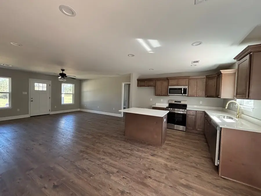 92 Matthews Rd., Carriere, MS 39426 - Image #2