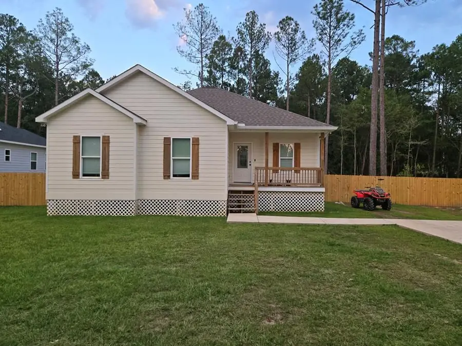 1711 East Lakeshore Dr, Carriere, MS 39426 - #2