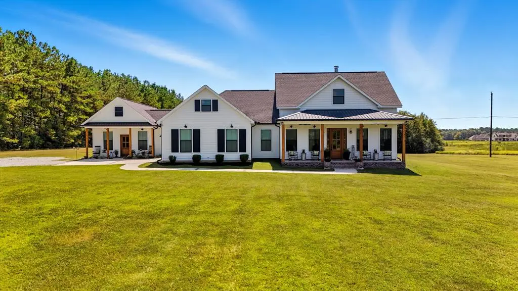 1204 ANCHOR LAKE RD, Carriere, MS 39426 - Image #1