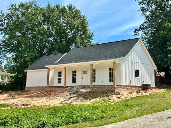 1131 E. Lakeshore Dr., Carriere, MS 39426