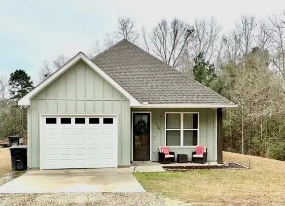 1200 Henleyfield McNeil, Carriere, MS 39426