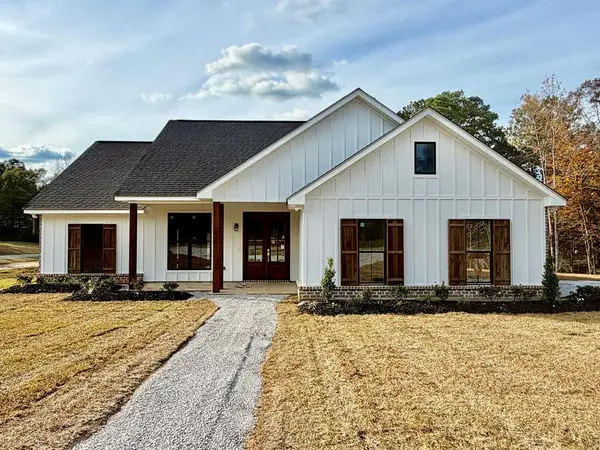 3 Holcomb Carroll Rd., Carriere, MS 39426