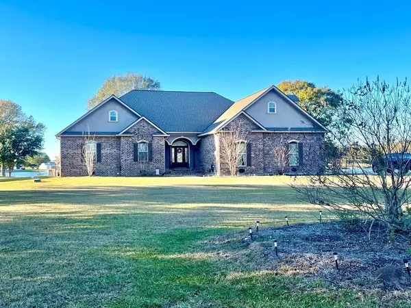 6 Lunker Lane, Poplarville, MS 39470