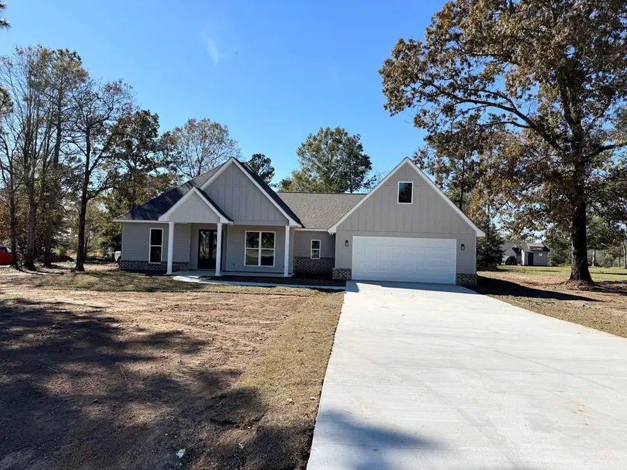 34 Harmony Dr E, Carriere, MS 39426 - Image #2