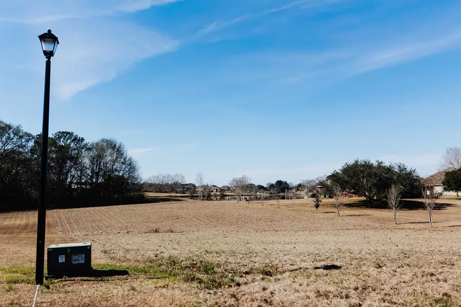 109 Shore Crest Cir, Carriere, MS 39426 - Image #3