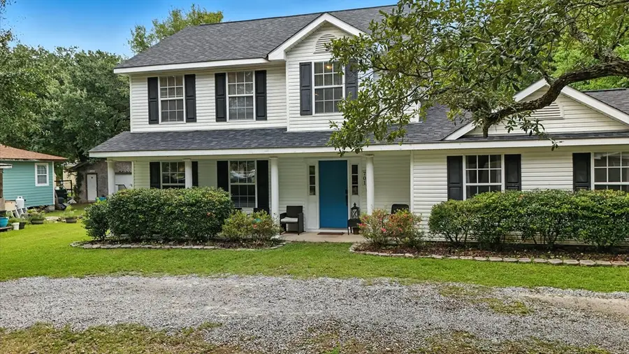 701 Washington St, Bay Saint Louis, MS 39520 - #3