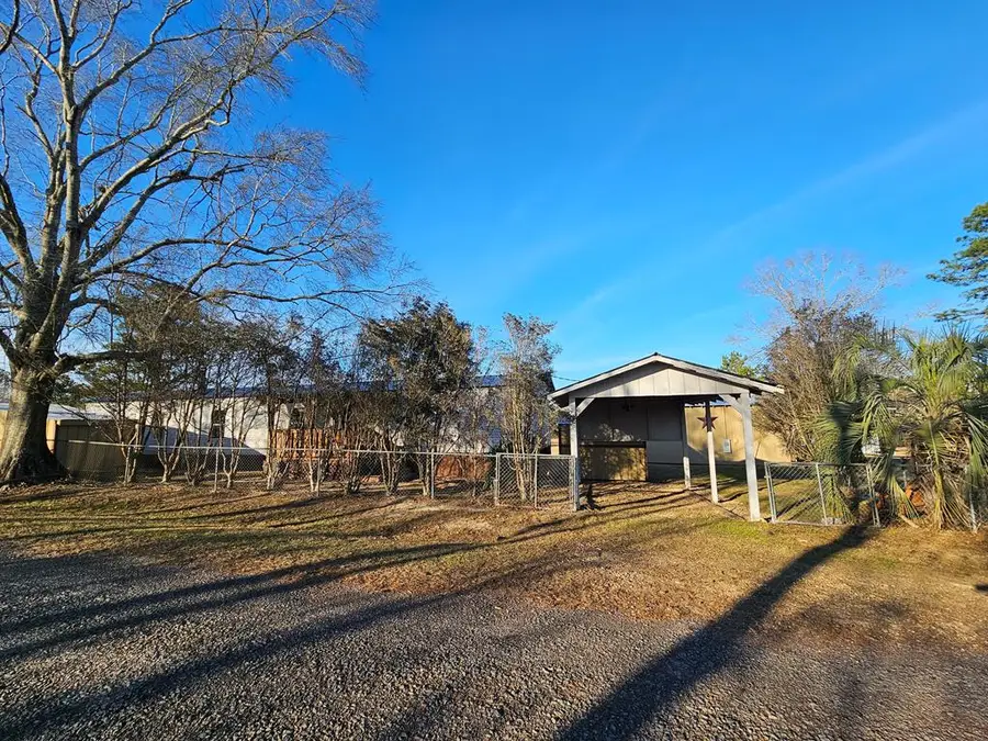 144 Harlan Davis Rd, Lumberton, MS 39455 - #3