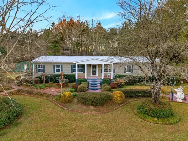 104 H Burge Rd, Poplarville, MS 39470