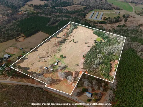 67 Angie Rd, Sandy Hook, MS 39478