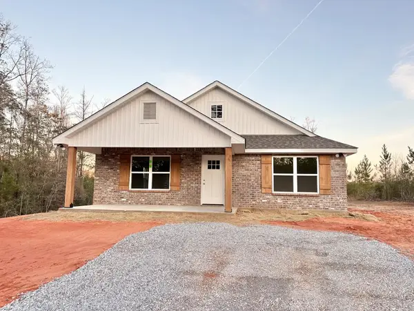 384 Monroe Breeland Rd., Poplarville, MS 39470