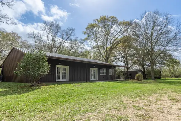 32 Pinetucky Rd, Carriere, MS 39426