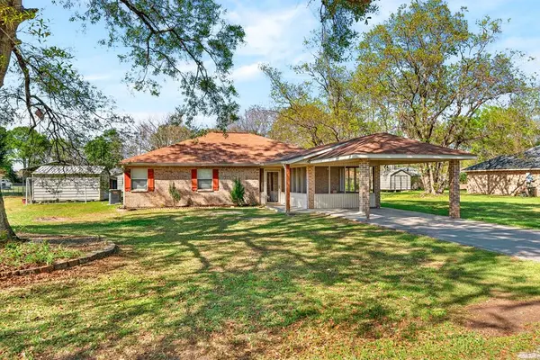 14 Hundley rd, Carriere, MS 39426