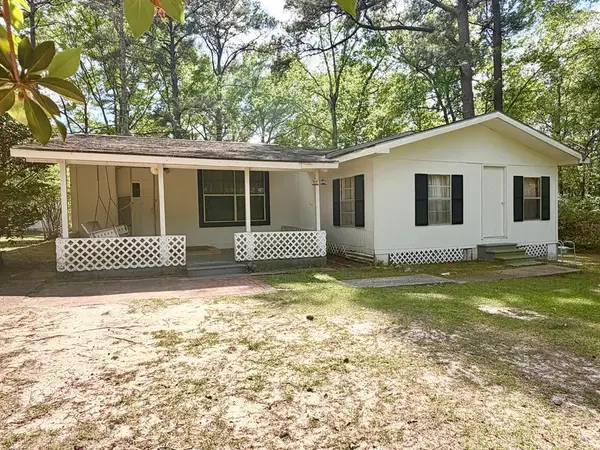 158 Holcomb Carroll Rd., Carriere, MS 39426