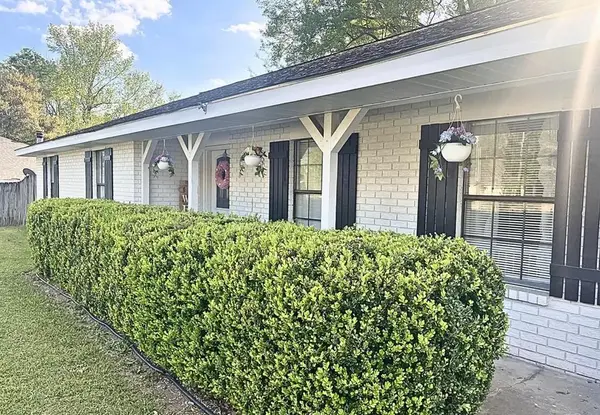 2107 Sheppard, Picayune, MS 39466