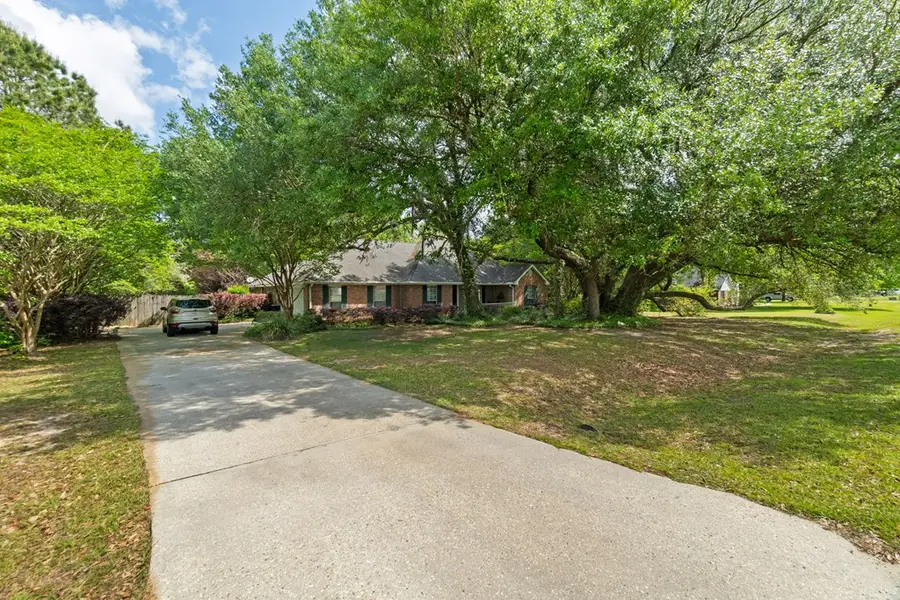 107 Brentwood, Picayune, MS 39466 - #2