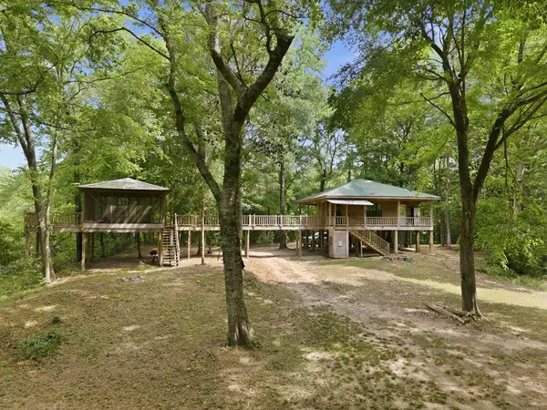 1230 Morriston, Petal, MS 39465