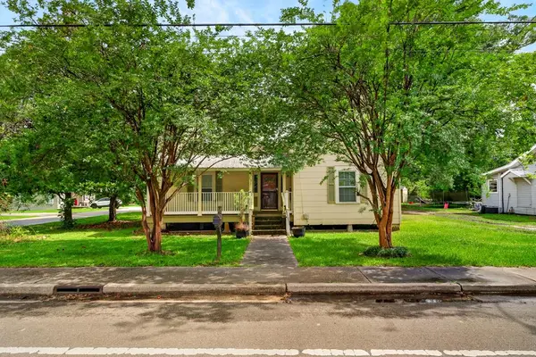 522 E Canal Street, Picayune, MS 39466