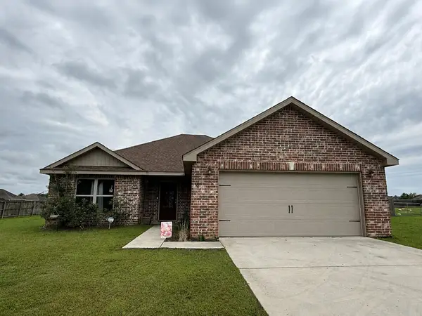 59 Hunters Trace, Picayune, MS 39466