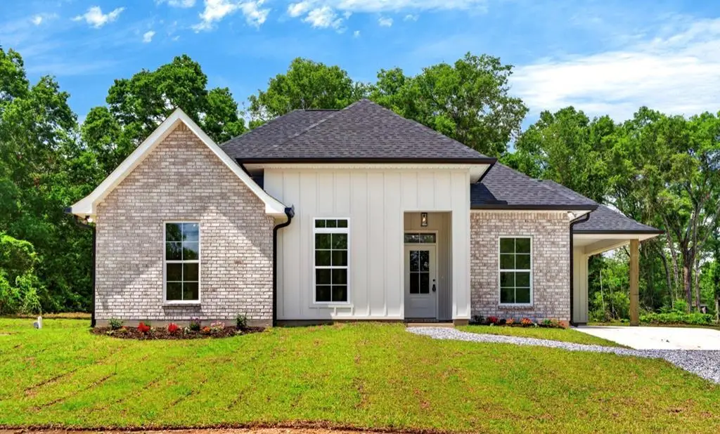 124 Tripp Ln, Carriere, MS 39426 - #1