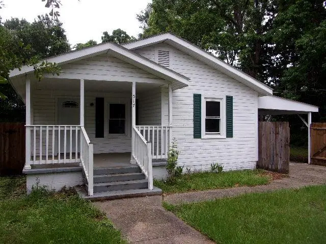 517 South Haugh Ave, Picayune, MS 38466 - #1