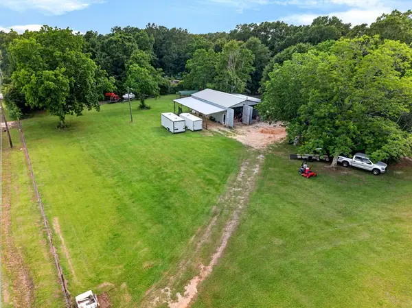86 North Street, Carriere, MS 39426