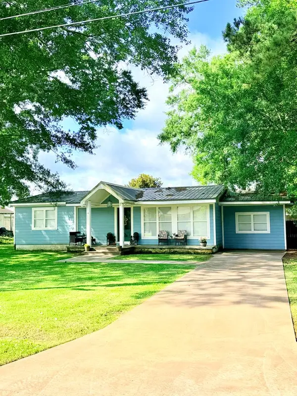 1101 W 4th avenue, Picayune, MS 39466