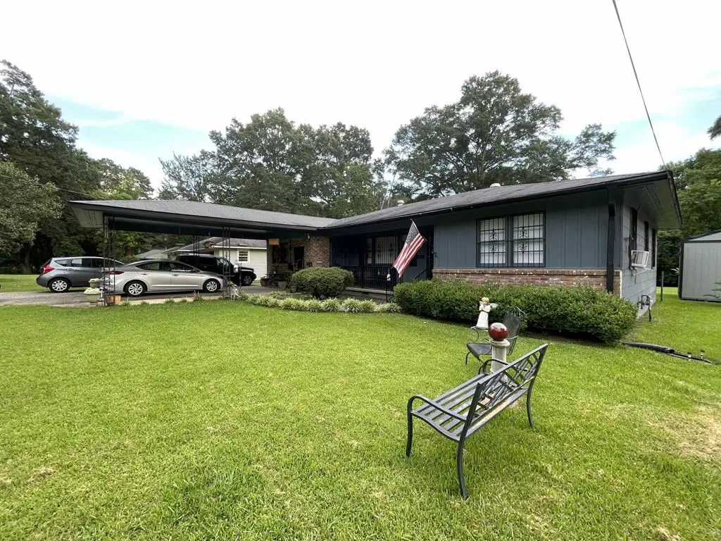 1172 W 20th St, Laurel, MS 39440 - #1