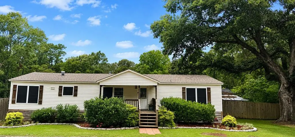 74 Nine Oaks Rd, Carriere, MS 39426 - #1