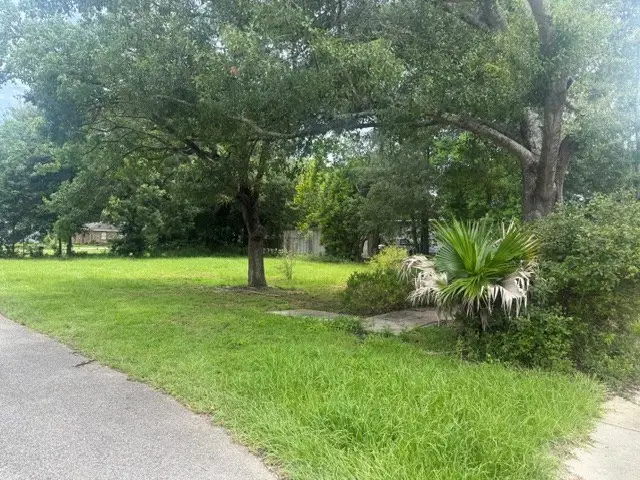 503 West Canal St, Picayune, MS 39466 - #2