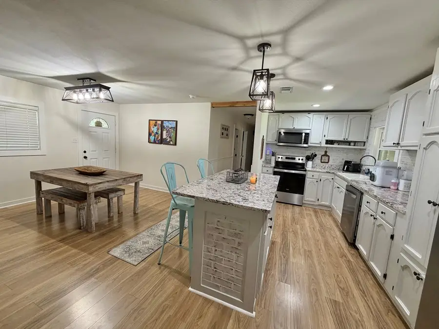 934 Ceasar Rd, Carriere, MS 39426 - #3