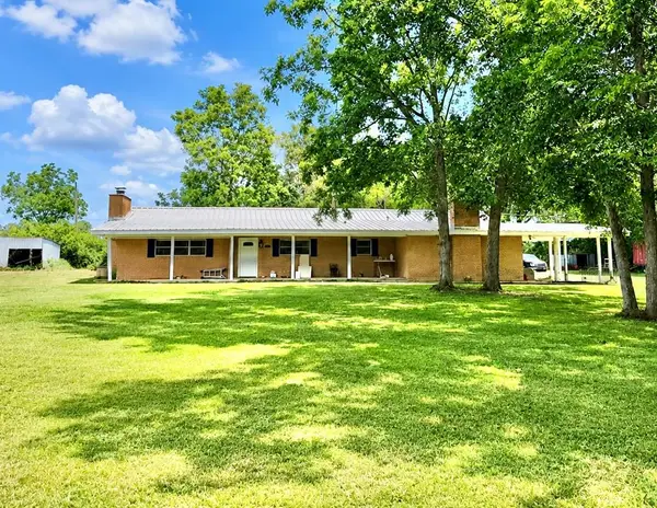 340 West Union, Carriere, MS 39426