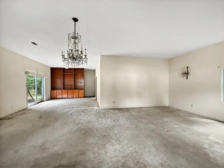 500 Pine Street, Picayune, MS 39466 - #3