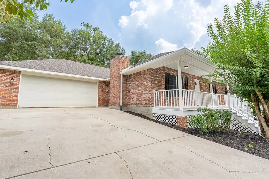 105 W Sunnybrook Rd, Carriere, MS 39426 - #2