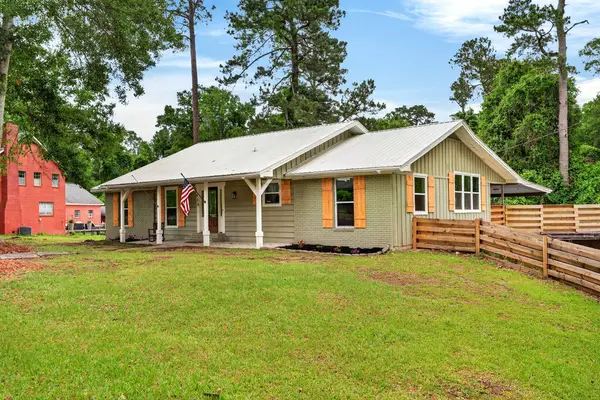 606 Briarwood, Picayune, MS 39466