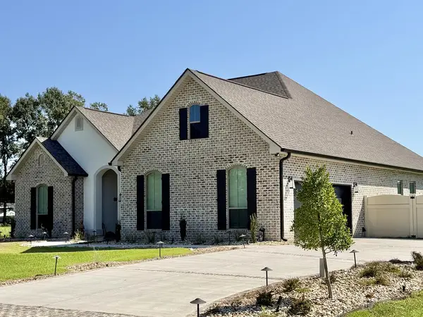 139 Jefferson Davis Parkway, Picayune, MS 39466