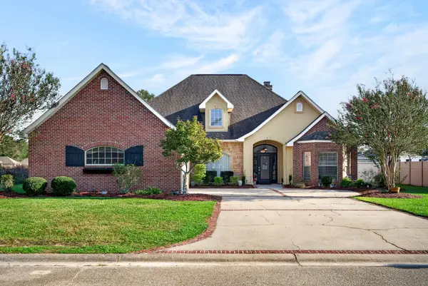 512 Pemberton Place, Picayune, MS 39466