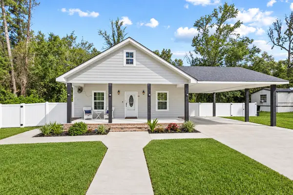 513 Fifth, Picayune, MS 39466