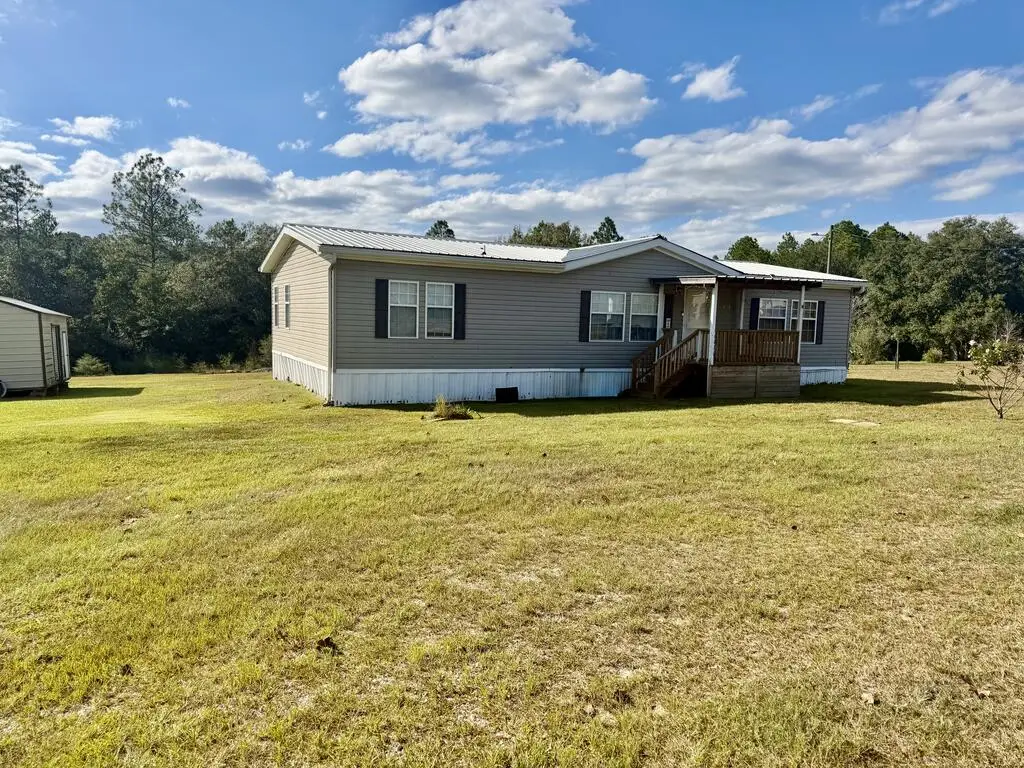 26200 Longvue Dr, Picayune, MS 39466 - #1