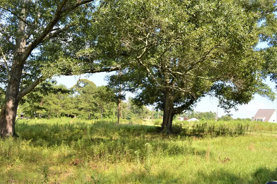 ... Biltmore Drive, McComb, MS 39648 - #3