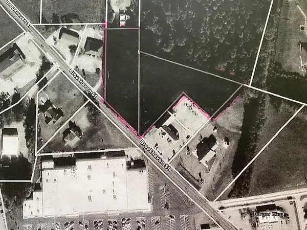 ? Brookhaven Street, Brookhaven, MS 39601