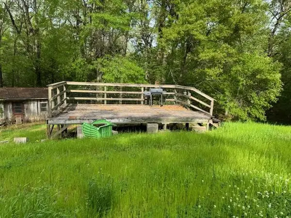 2 Lost Creek Road, Natchez, MS 39120