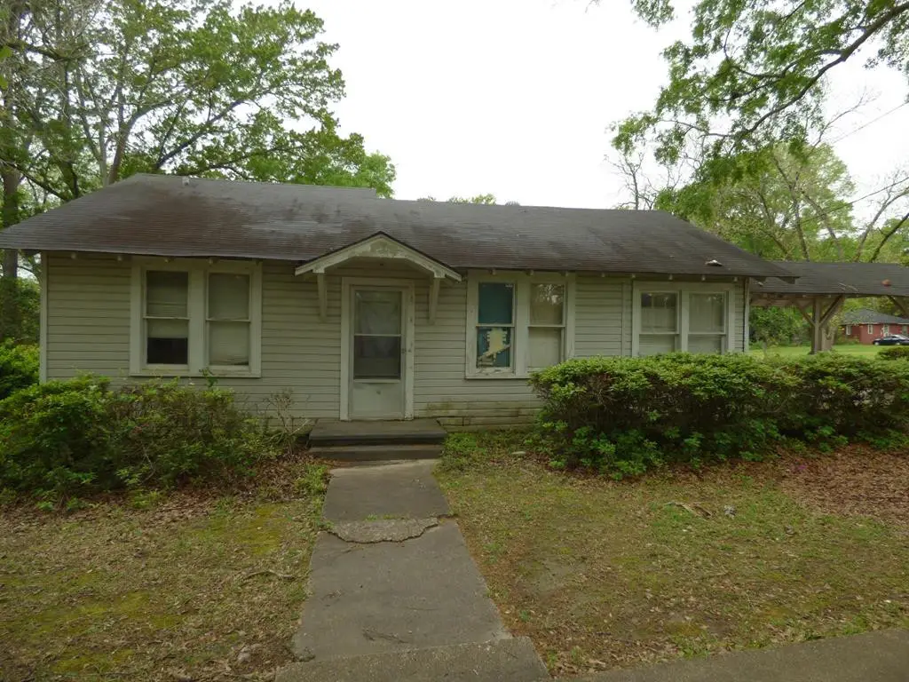 415 N Magnolia Street, McComb, MS 39648 - Image #1