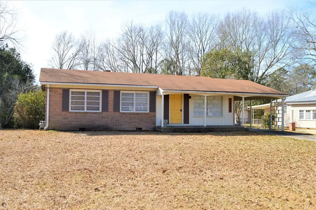 1005 Northwest Street, McComb, MS 39648 - Image #1