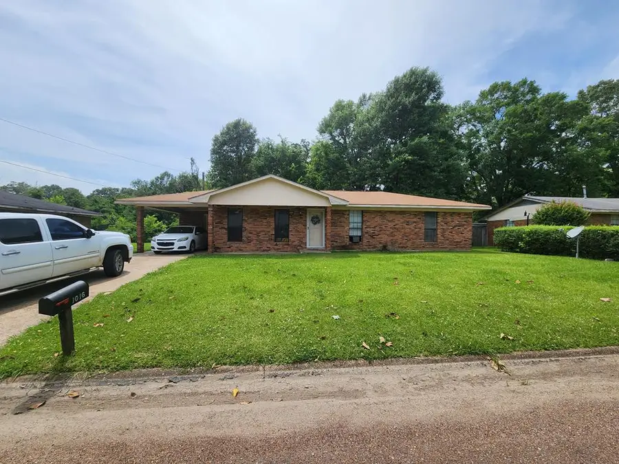 1016 Lotus, Natchez, MS 39120 - Image #2