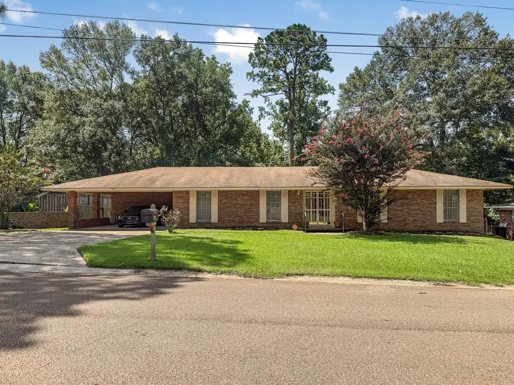 1409 Vermont Avenue, McComb, MS 39648 - Image #1