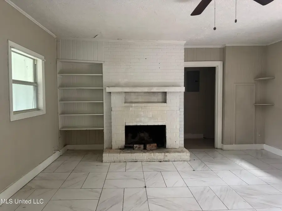 375 Lea Circle, Jackson, MS 39204 - Image #2