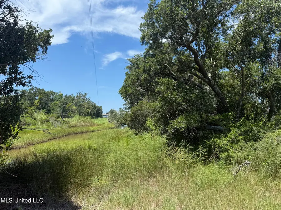 Belle Fontaine Drive, Ocean Springs, MS 39564 - Image #2