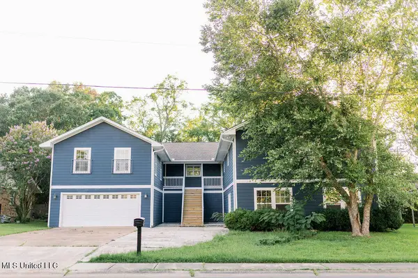 69 Bayou Circle, Gulfport, MS 39507