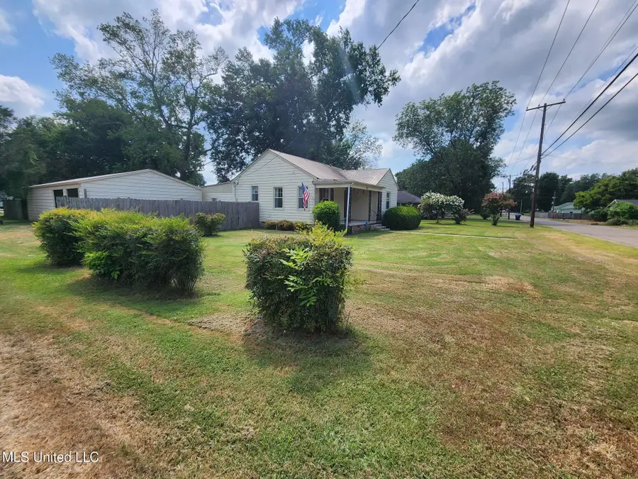 301 Hopson Street, Tutwiler, MS 38963 - Image #3